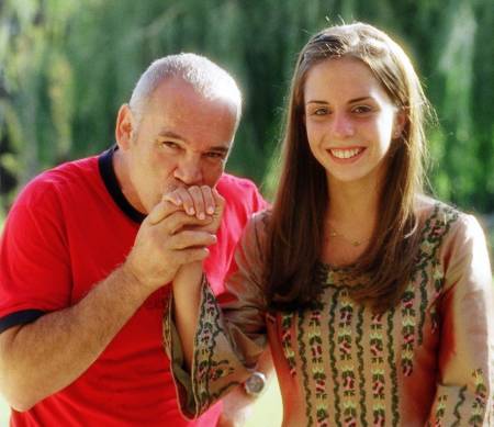 King of Jordan with her daughter
